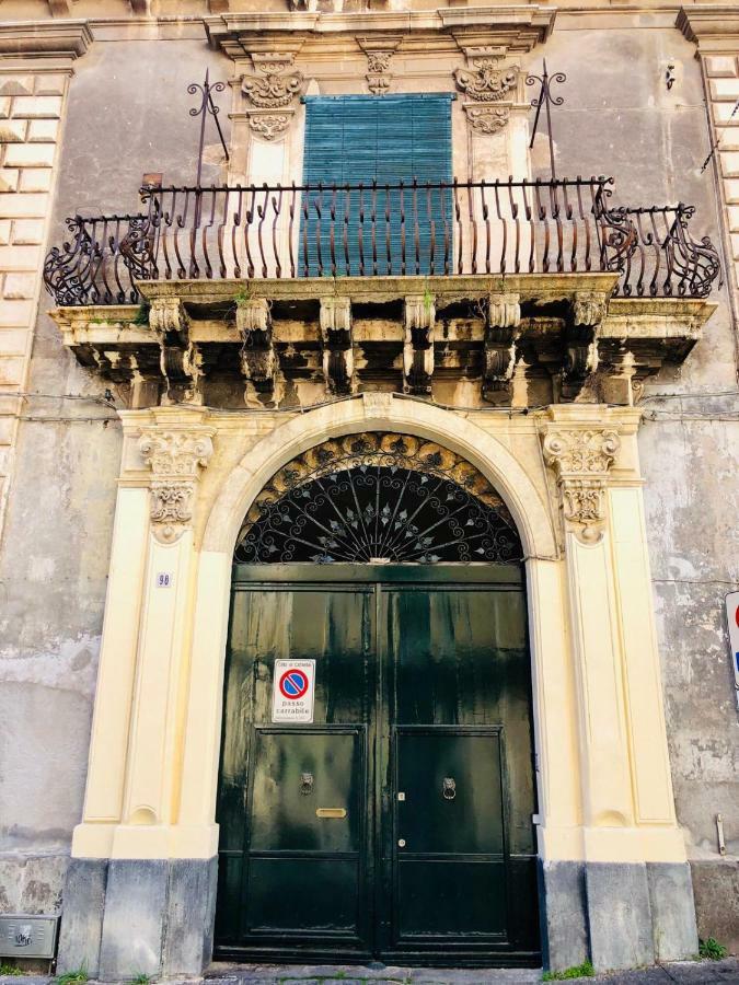 Mamarico' Apartament Catania Bagian luar foto