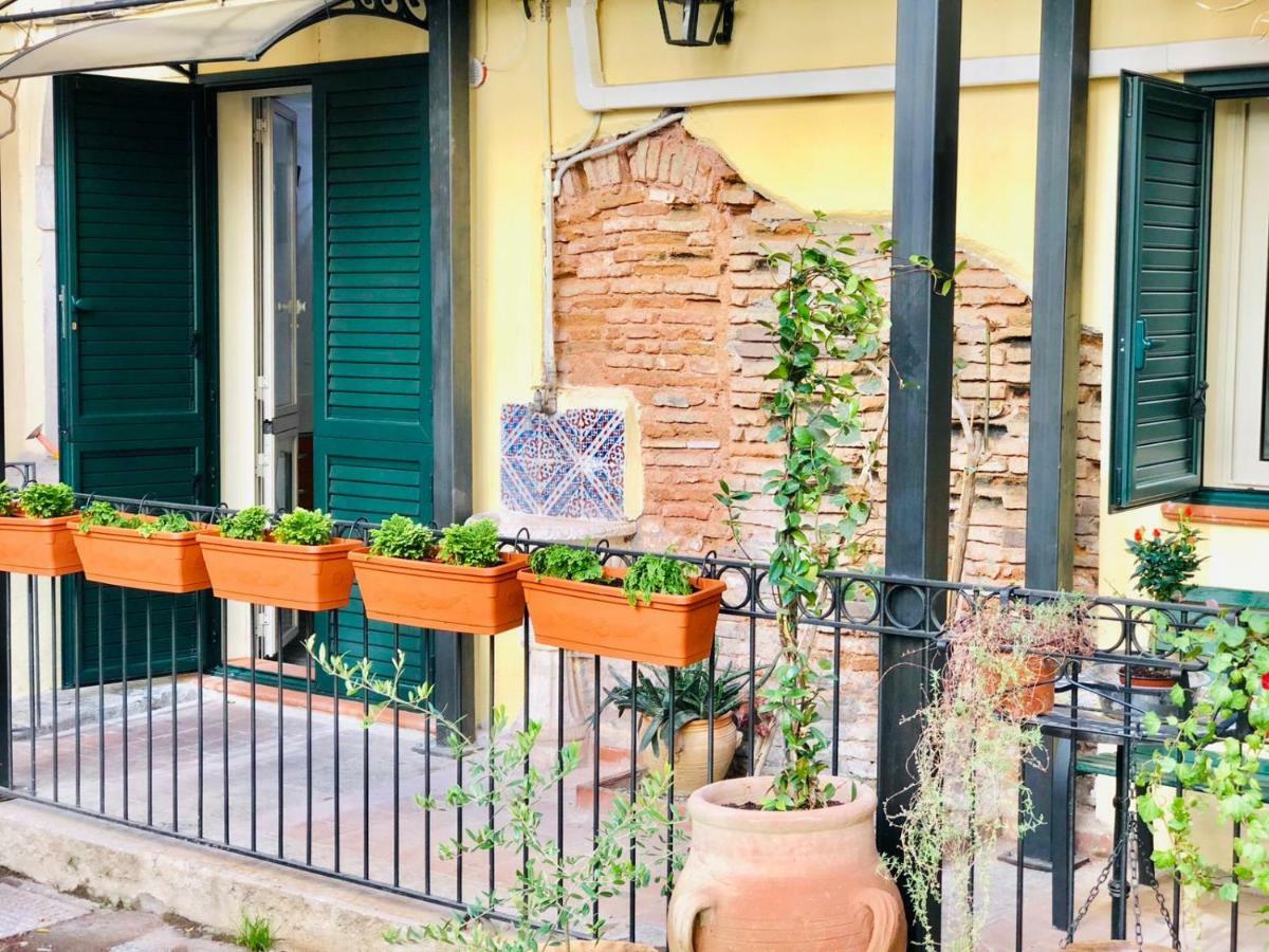 Mamarico' Apartament Catania Bagian luar foto